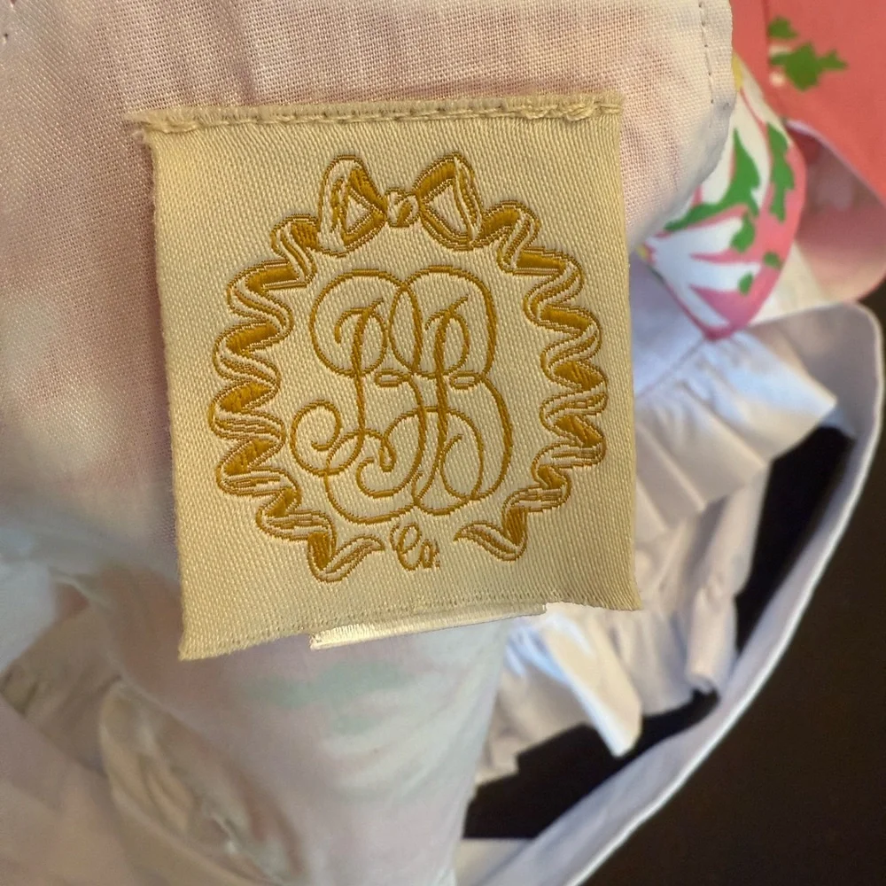 The Beaufort Bonnet Company Suzy Swing Set in Darien Daisy, Size 2T.